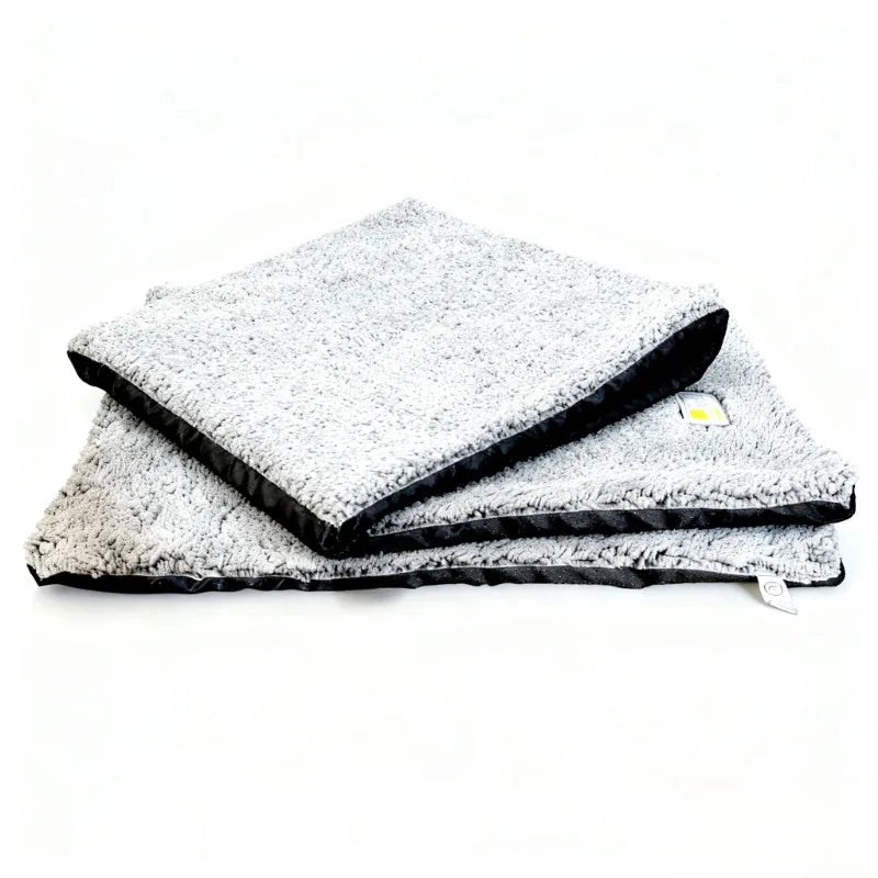 Winter Self-Heating Pet Pad Blanket for Dogs Cats, No Electricity Thermal Mat with Anti-Slip BottomWarm Cushion for Puppy Kitten